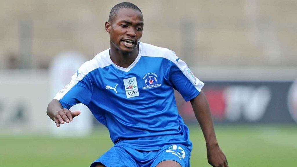 Luyanda Ntshangase playing for Maritzburg United